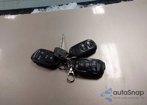 2004 Toyota Corolla Le из США, поврежденный, VIN 2T1BR32E14C262727